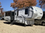 2024 Keystone Avalanche Fifth Wheel available for rent in Fort Worth, Texas