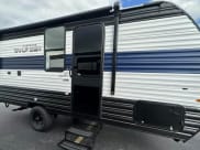 2024 Forest River Cherokee Wolf Den 16EV Travel Trailer available for rent in Okeechobee, Florida