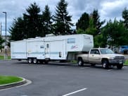 1999 Play-Mor Sport M40 Deluxe Toy Hauler available for rent in Rochester, Washington