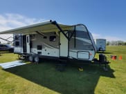 2019 Dutchmen Coleman Lantern Travel Trailer available for rent in Commerce Twp, Michigan