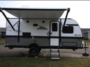 2023 Jayco Jay Flight SLX Baja Edition Travel Trailer available for rent in Royal City, Washington