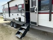 2024 Prime Time Avenger Travel Trailer available for rent in New Braunfels, Texas