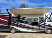 2021 Holiday Rambler Vacationer Class A available for rent in Tampa Bay, Florida