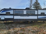 2022 Heartland RVs Prowler Travel Trailer available for rent in Ottawa, Kansas