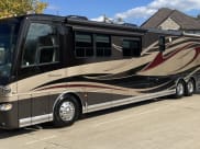 2006 Newmar Essex 4502 Class A available for rent in Monroe, Michigan