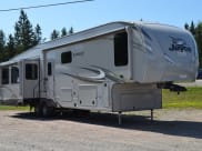 2020 Jayco Eagle Fifth Wheel available for rent in Pierre, South Dakota