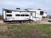 2023 Grand Design Reflection 150 Fifth Wheel available for rent in Caddo Mills, TX, Texas