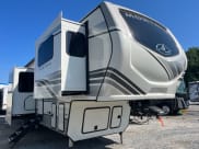 2023 Keystone RV Montana Legacy Edition Fifth Wheel available for rent in Hendersonville, North Carolina