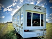 2005 Keystone RV Everest Fifth Wheel available for rent in Lakewood, Colorado