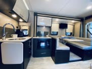 2018 Thor Axis Class A available for rent in Apache Junction, Arizona