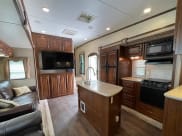 2014 Keystone RV Laredo Fifth Wheel available for rent in Newburgh, Indiana