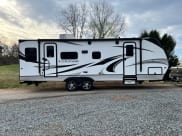 2022 Keystone RV Cougar Travel Trailer available for rent in Scottsville, Virginia