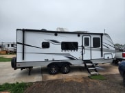 2023 Keystone RV Cougar Travel Trailer available for rent in Alvarado, Texas