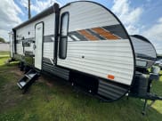 2022 Forest River Wildwood Travel Trailer available for rent in Plant City, Florida