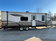 2019 Starcraft Autumn Ridge Outfitter Travel Trailer available for rent in Midland, Michigan