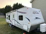 2010 Jayco Jay Flight Travel Trailer available for rent in Nitro, West Virginia