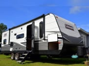 2020 Coleman Lanter Travel Trailer available for rent in Wylie, Texas