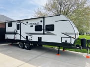 2022 Winnebago 2301BHS Travel Trailer available for rent in New Lenox, Illinois