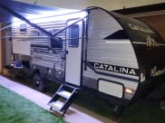 2024 Forest River Coachmen Catalina Summit Travel Trailer available for rent in Chicago, Illinois