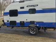 2024 Sunset Park RV Sun Lite Travel Trailer available for rent in Villa Park, Illinois