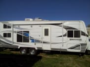 2010 Forest River Shockwave Toy Hauler available for rent in Eagle Mountain, Utah