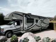 2014 Thor Chateau Class C available for rent in Saint Joseph, Missouri