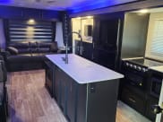 2022 Forest River Cherokee Travel Trailer available for rent in Gainesville, Texas