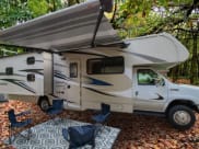 2021 Winnebago Minnie Winnie Class C available for rent in Lowell, Indiana