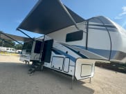 2021 Aliance Paradigm Fifth Wheel available for rent in Willis, Texas