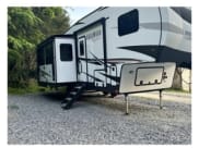 2022 Forest River Rockwood Ultra Lite Fifth Wheel available for rent in New Braunfels, Texas