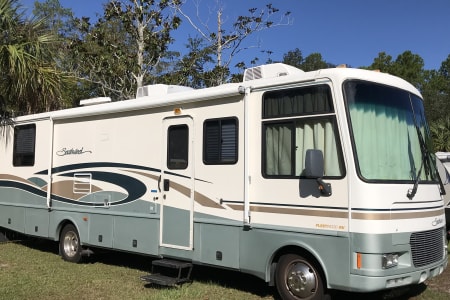 Freeport FL 2001 Fleetwood Southwind