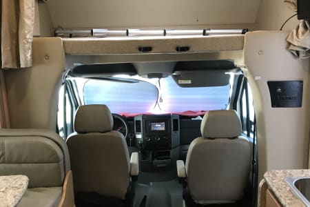 San Ramon CA 2017 Thor Motor Coach Chateau