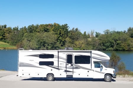 Florence KY 2018 Jayco Greyhawk 32' Bunkhouse  **Delivery Available for a fee**