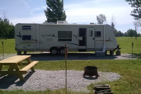 travel trailer rental cleveland ohio