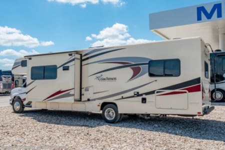 MUNDELEINRV rentals