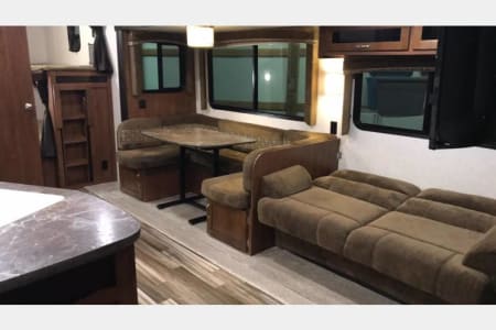 Okmulgee&DrippingSpringsLake&RecreationAreaOK Rv Rentals