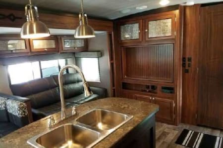 North RoyaltonRV rentals