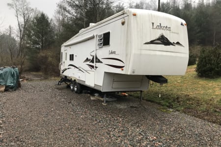 Laurel BloomeryRV rentals