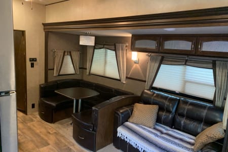 BlackHillsJellystonePark Rv Rentals