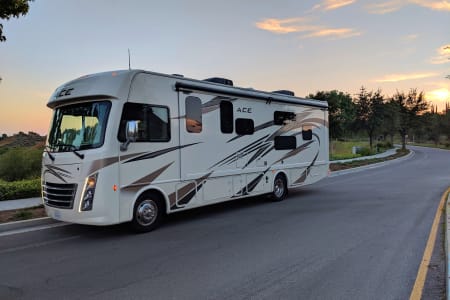 Simi ValleyRV rentals