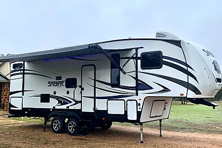 travel trailer for rent san antonio