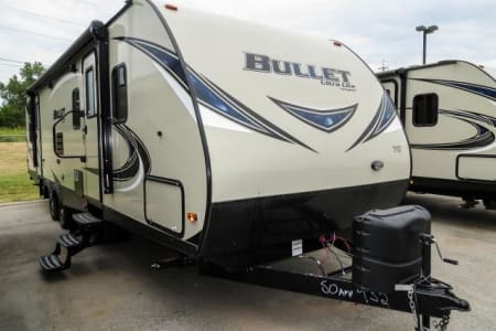 1 - 2018 Keystone Bullet - dual slides - rear bunkhouse - 