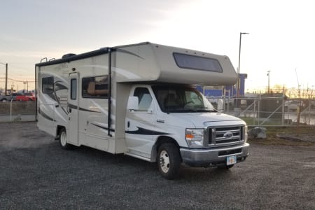 Anchorage AK PHOEBE - 2017 Coachman Leprechaun M-230