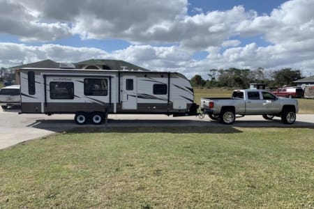 SWFL Travel Trailer Rentals, llc