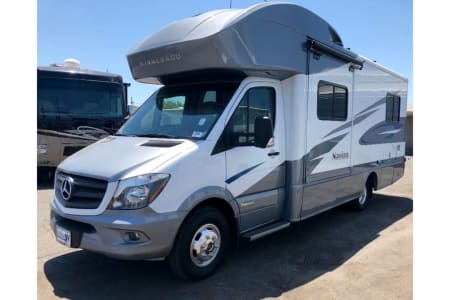 Santee CA 2019 Itasca Navion 24V #302