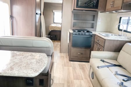 RV Rental des-moines,Iowa-(IA)