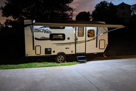 2016 Flagstaff Micro Lite 19FD