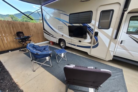 CampfireLodgings–Asheville Rv Rentals