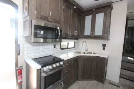 AnotherWorld Rv Rentals