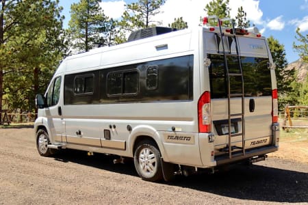 Apache JunctionRV rentals